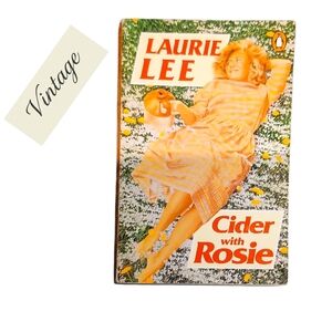 Vintage Penguin Classic: Cider with Rosie by Laurie Lee (1980s)